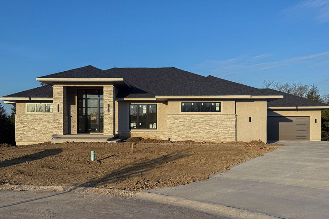 The Ledgestone plan by Kessler Custom Homes in Canyon Oaks in Olathe, KS
